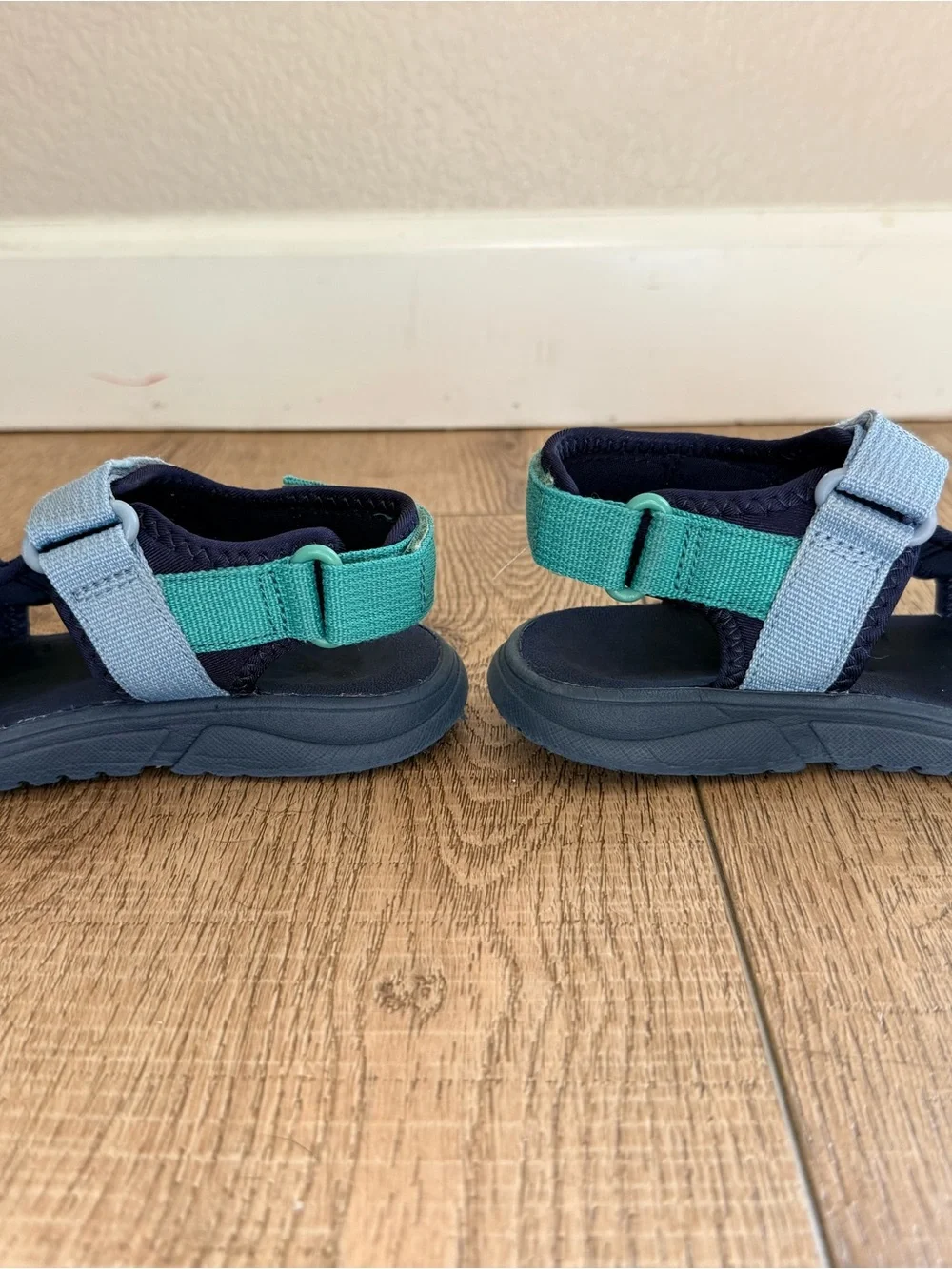 Cat & Jack size 13